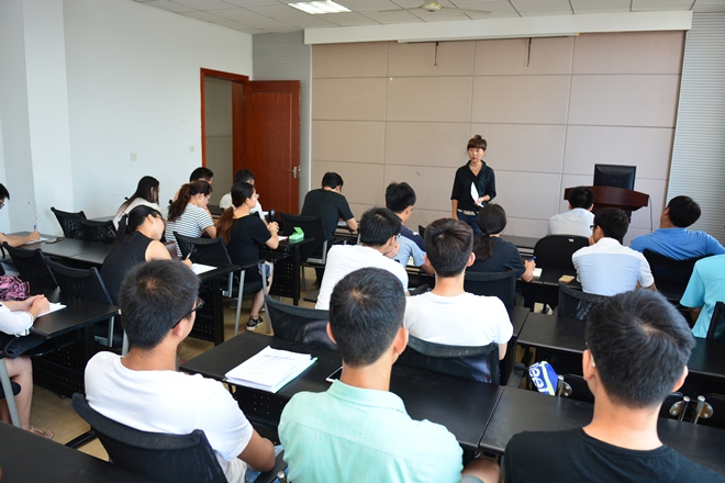 【卓工项目】Beat365官方网站举行“卓越工程师”项目师生见面会
